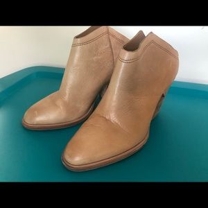 Dolce Vita Booties
